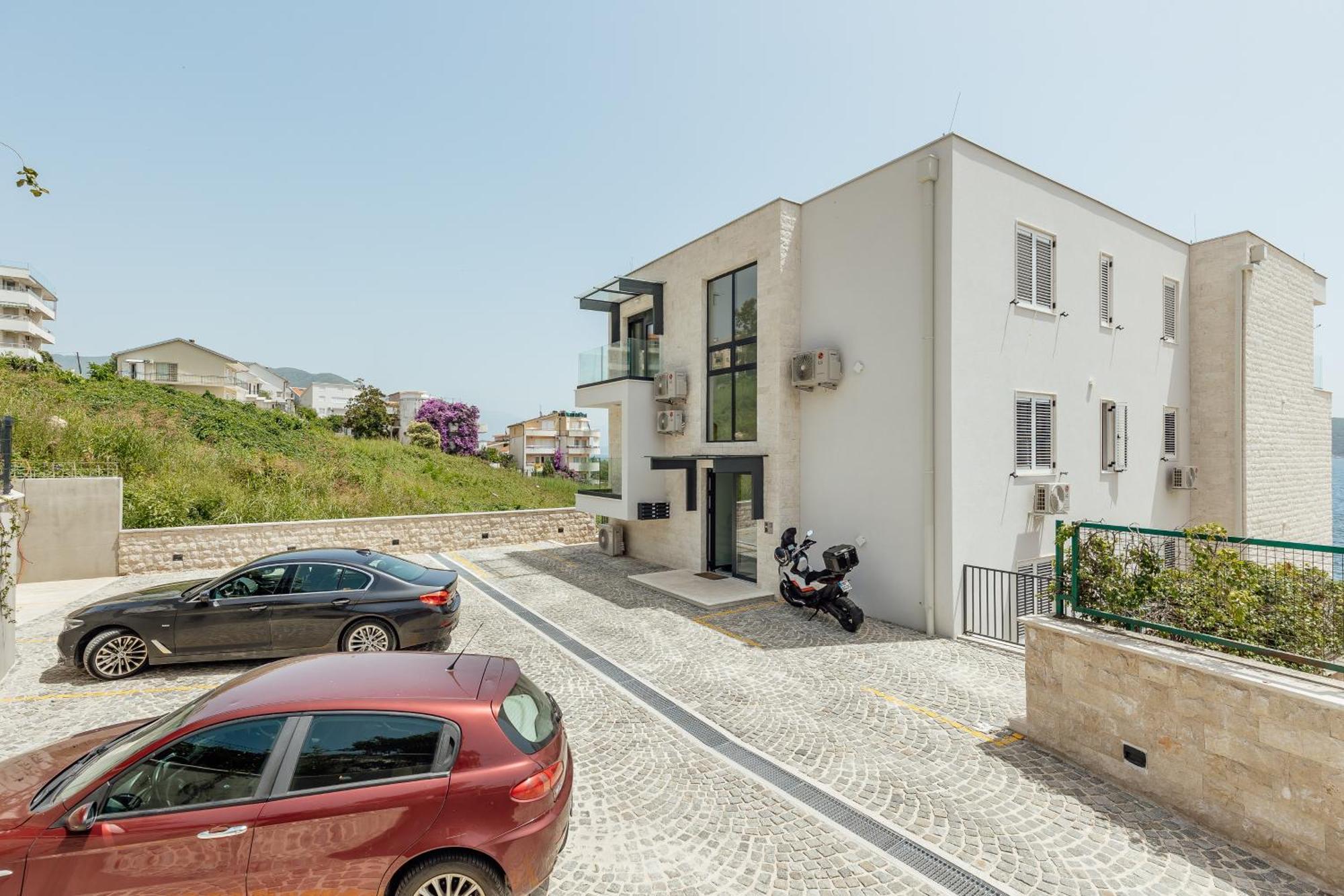 Savina Beachfront Oasis Herceg Novi Ngoại thất bức ảnh