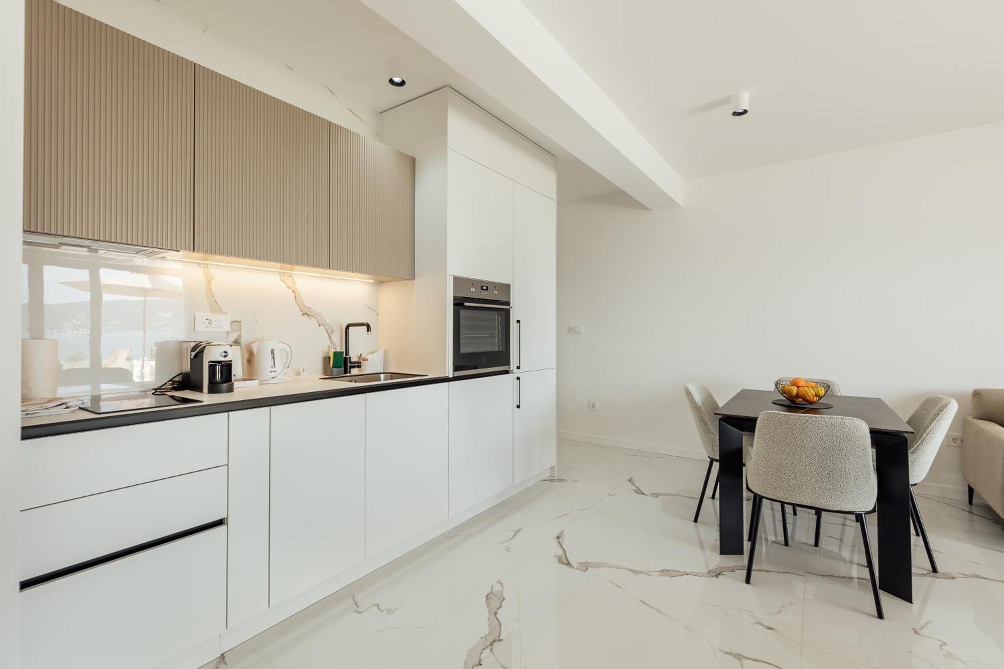 Savina Beachfront Oasis Herceg Novi Ngoại thất bức ảnh